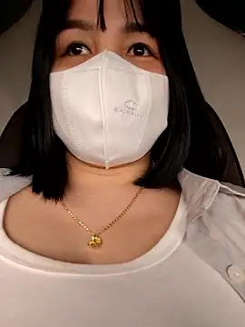 Mina-02 online show from March 31, 9:00 am