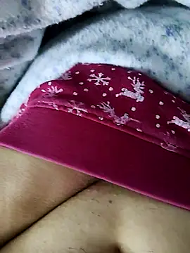 sexydeaChanel online show from April 4, 4:30 am