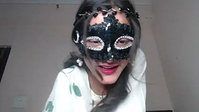 Hottie hania online show from February 6, 6:26 pm