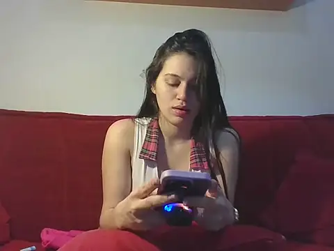 Snapshot of roma22honey chatting on November 28, 4:18 pm roma22honey online show from November 28, 4:18 pm