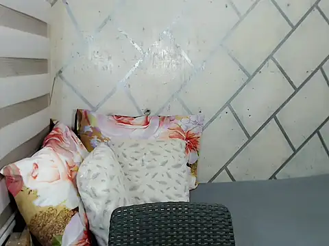 Kwendall online show from March 17, 5:32 am