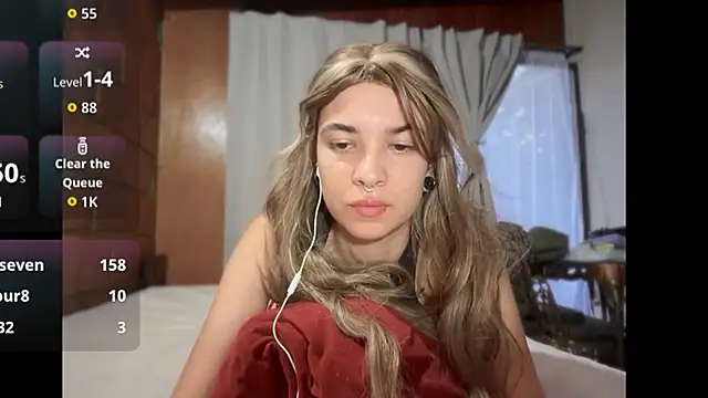 camii18y online show from December 16, 10:36 pm