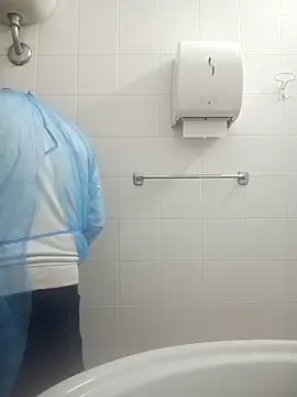 Snapshot of Romaeterna_ chatting on November 9, 5:50 pm Romaeterna online show from November 9, 5:50 pm