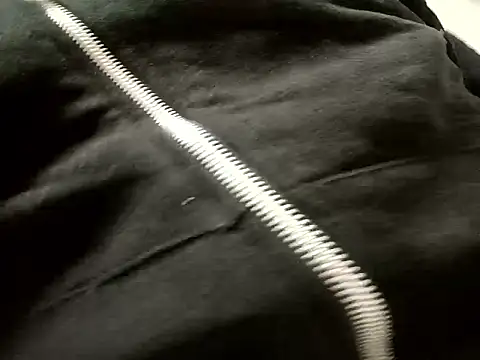 Snapshot of Romaeterna_ chatting on December 17, 2:44 pm Romaeterna online show from December 17, 2:44 pm