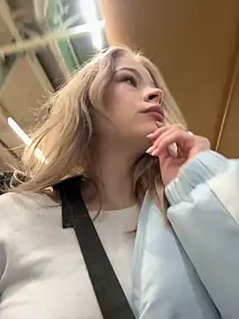 Eliiizaaa online show from October 25, 4:29 pm