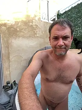 MachosBB sex online show from April 17, 6:00 pm