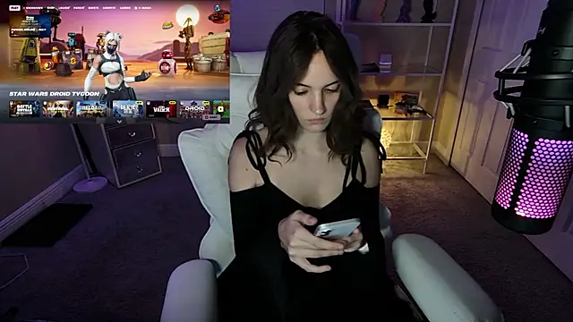AngieFae  online show from May 2, 4:18 am