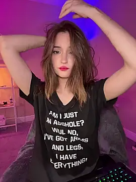 AngieFae  online show from December 21, 7:21 am