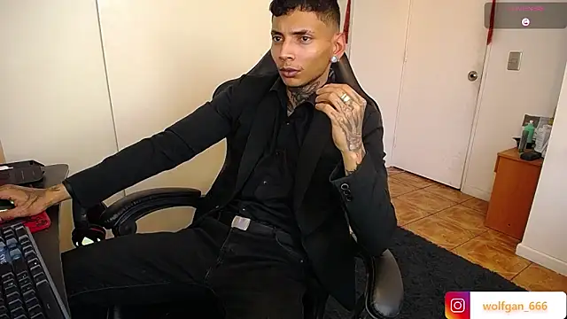 nathan aress6666 online show from February 14, 11:27 pm