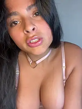 morenaQueen  online show from December 1, 7:15 pm