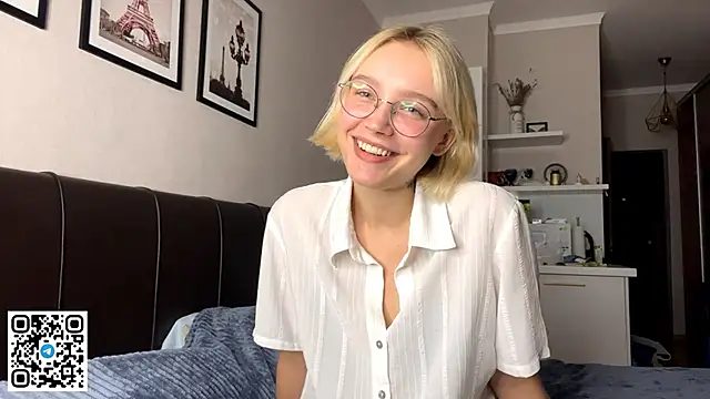 MelodyImam online show from October 26, 2:39 pm