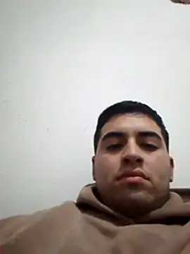 Snapshot of Achi09 chatting on July 4, 1:56 am Achi09 online show from July 4, 1:56 am