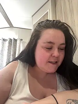Maya 29x online show from April 23, 4:41 pm