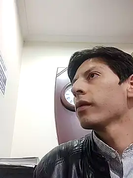 Carriata larry online show from October 29, 3:27 am