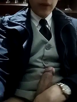 Carriata larry online show from December 17, 4:50 am