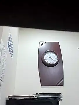 Carriata larry online show from October 24, 2:21 am