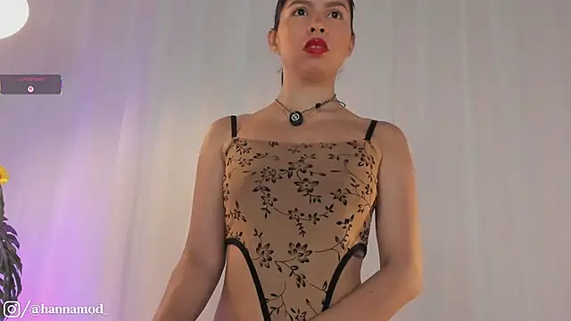 Snapshot of Lovely_queens_ chatting on November 22, 10:14 am Lovely queens online show from November 22, 10:14 am