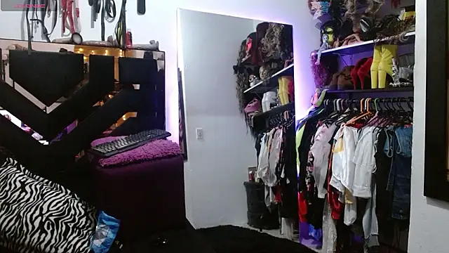 talianha online show from February 27, 1:06 am