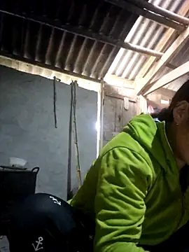 Snapshot of chipu06 chatting on November 8, 12:58 am chipu06 online show from November 8, 12:58 am