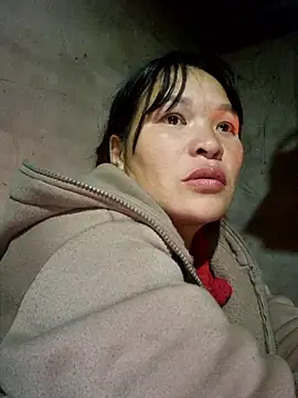 Snapshot of chipu06 chatting on January 15, 11:46 am chipu06 online show from January 15, 11:46 am