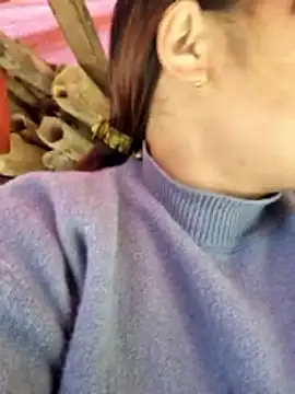 Snapshot of chipu06 chatting on November 29, 2:23 am chipu06 online show from November 29, 2:23 am