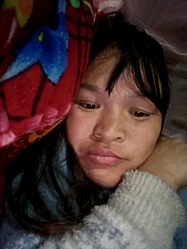 Snapshot of chipu06 chatting on December 16, 11:03 am chipu06 online show from December 16, 11:03 am