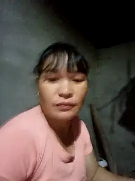 Snapshot of chipu06 chatting on November 12, 10:41 am chipu06 online show from November 12, 10:41 am