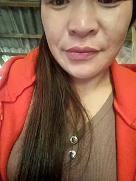 Snapshot of chipu06 chatting on November 4, 2:37 am chipu06 online show from November 4, 2:37 am