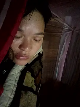 Snapshot of chipu06 chatting on November 4, 2:43 pm chipu06 online show from November 4, 2:43 pm