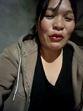 Snapshot of chipu06 chatting on December 18, 1:15 pm chipu06 online show from December 18, 1:15 pm