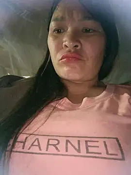 Snapshot of chipu06 chatting on February 20, 2:30 am chipu06 online show from February 20, 2:30 am