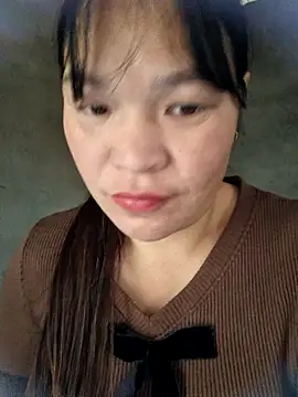 Snapshot of chipu06 chatting on January 17, 2:15 am chipu06 online show from January 17, 2:15 am