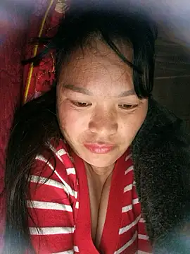 Snapshot of chipu06 chatting on February 10, 2:05 pm chipu06 online show from February 10, 2:05 pm