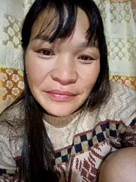 Snapshot of chipu06 chatting on November 2, 1:49 pm chipu06 online show from November 2, 1:49 pm