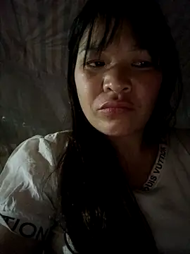 Snapshot of chipu06 chatting on December 20, 11:07 pm chipu06 online show from December 20, 11:07 pm