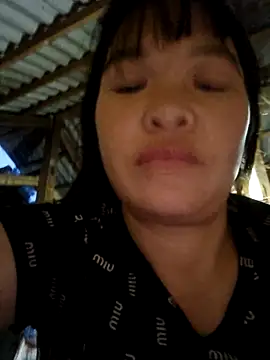 Snapshot of chipu06 chatting on October 29, 10:52 pm chipu06 online show from October 29, 10:52 pm