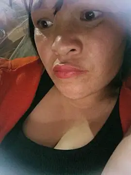 Snapshot of chipu06 chatting on February 7, 1:30 pm chipu06 online show from February 7, 1:30 pm