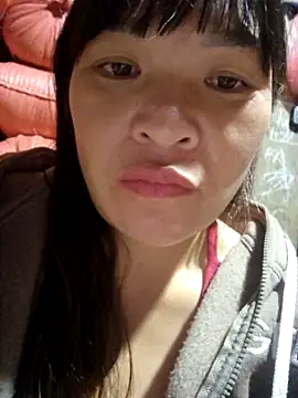 Snapshot of chipu06 chatting on November 13, 12:25 am chipu06 online show from November 13, 12:25 am