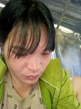 Snapshot of chipu06 chatting on November 24, 3:17 am chipu06 online show from November 24, 3:17 am