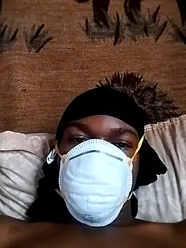 Snapshot of loVbRo1 chatting on November 10, 7:35 am loVbRo1 online show from November 10, 7:35 am