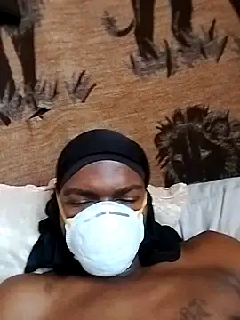 Snapshot of loVbRo1 chatting on October 30, 10:46 am loVbRo1 online show from October 30, 10:46 am