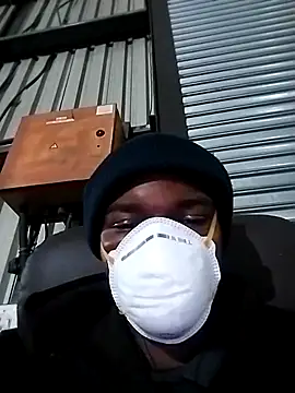 Snapshot of loVbRo1 chatting on November 6, 6:45 pm loVbRo1 online show from November 6, 6:45 pm