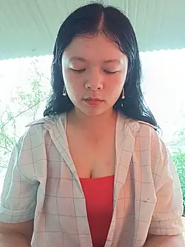 lisa-bae00 online show from June 16, 2:00 am