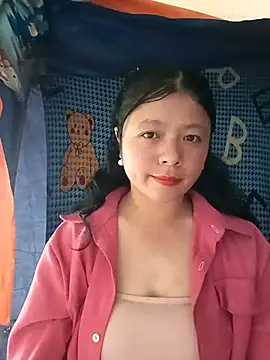 lisa-bae00 online show from December 17, 5:45 am