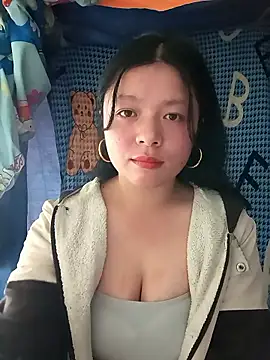 lisa-bae00 online show from January 9, 6:31 am