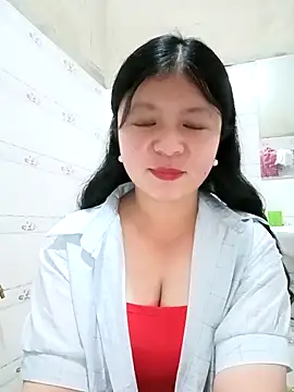 lisa-bae00 online show from March 29, 12:40 pm