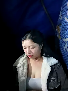 Snapshot of lisa-bae00 chatting on November 15, 10:58 pm lisa-bae00 online show from November 15, 10:58 pm