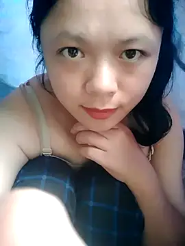 Snapshot of lisa-bae00 chatting on October 23, 9:52 am lisa-bae00 online show from October 23, 9:52 am