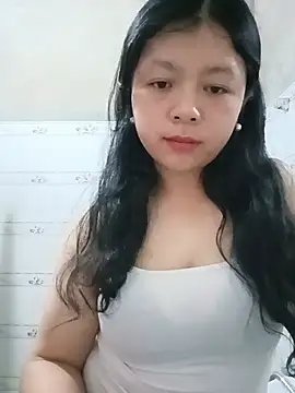 Snapshot of lisa-bae00 chatting on May 25, 11:58 pm lisa-bae00 online show from May 25, 11:58 pm