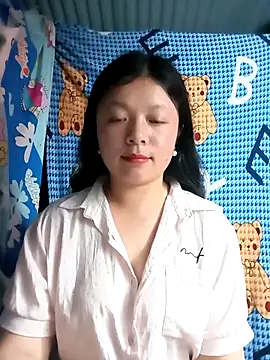 Snapshot of lisa-bae00 chatting on May 11, 1:12 pm lisa-bae00 online show from May 11, 1:12 pm